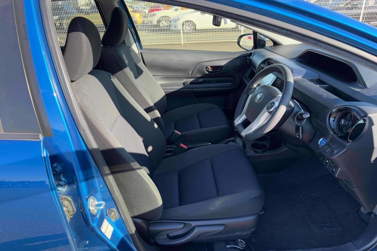 2016 Toyota Aqua