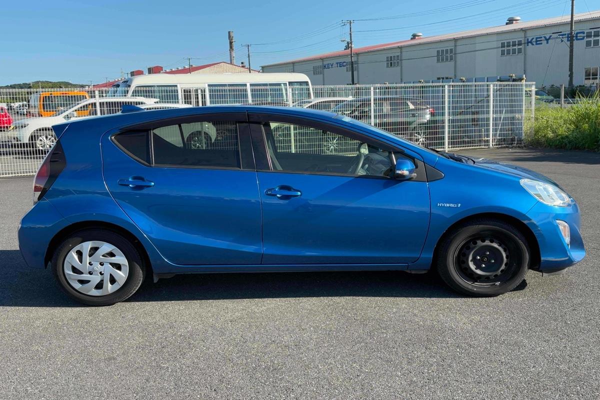 2016 Toyota Aqua