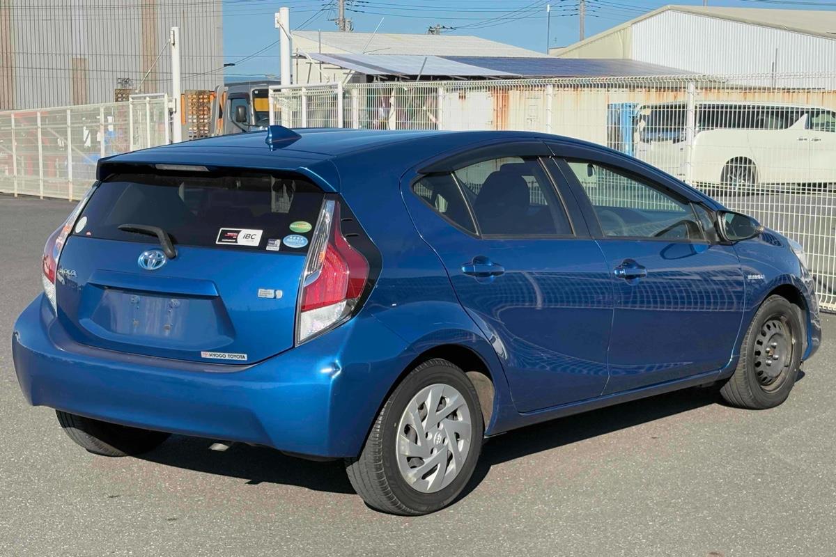 2016 Toyota Aqua