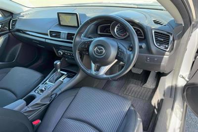 2015 Mazda Axela - Thumbnail