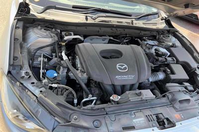 2015 Mazda Axela - Thumbnail