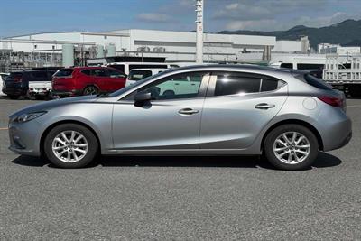 2015 Mazda Axela - Thumbnail