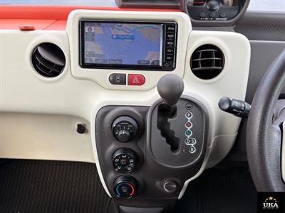 2013 Toyota Porte - Thumbnail