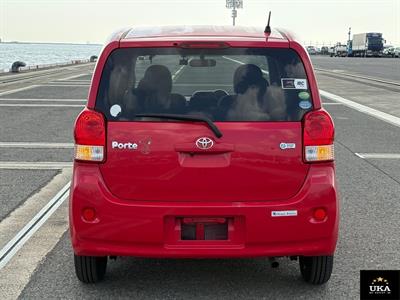 2013 Toyota Porte - Thumbnail