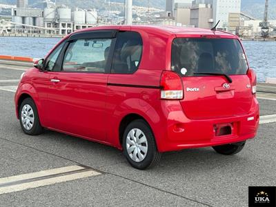 2013 Toyota Porte - Thumbnail