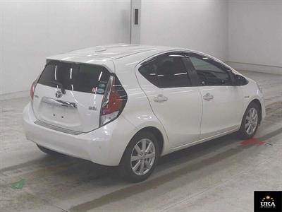 2015 Toyota Aqua - Thumbnail