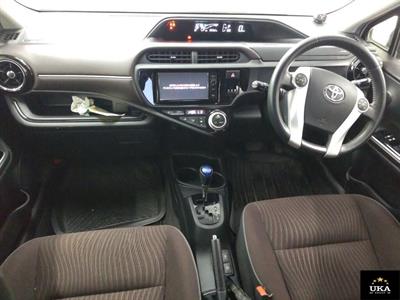 2015 Toyota Aqua - Thumbnail