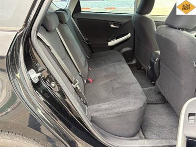 2014 Toyota Prius - Thumbnail