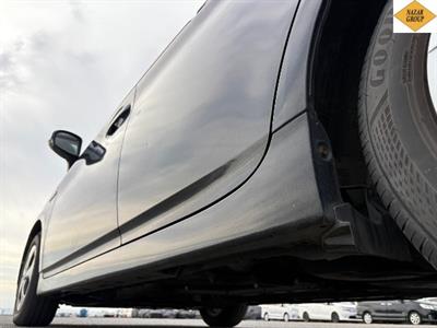 2014 Toyota Prius - Thumbnail