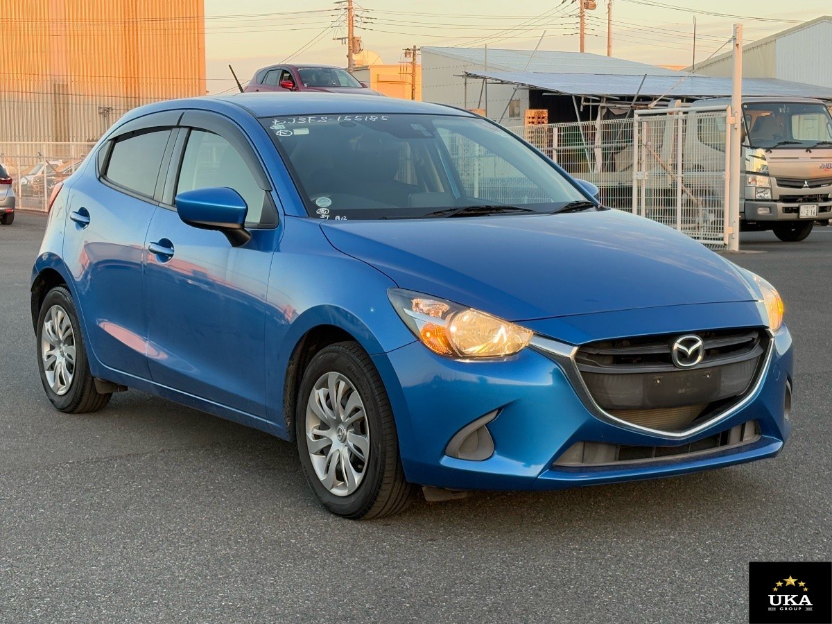 2016 Mazda Demio
