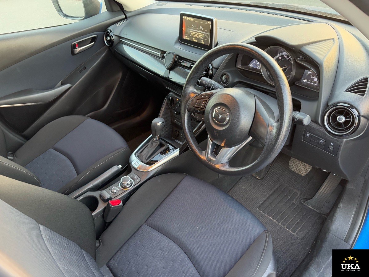 2016 Mazda Demio