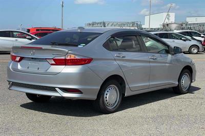 2020 Honda Grace - Thumbnail