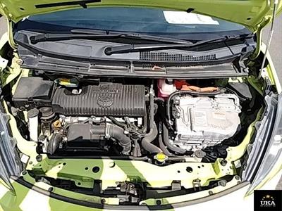 2016 Toyota Sienta - Thumbnail