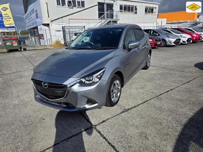 2016 Mazda Demio