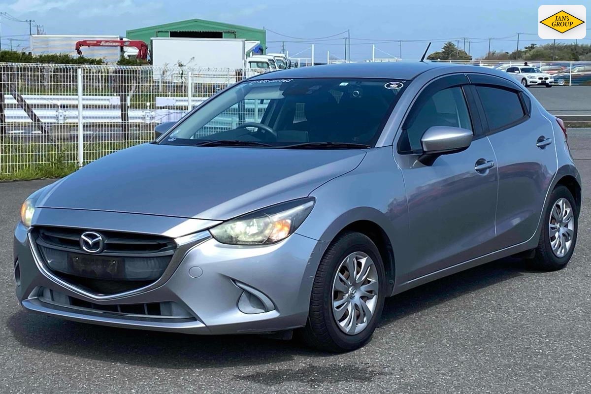 2016 Mazda Demio