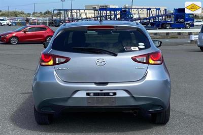 2016 Mazda Demio - Thumbnail