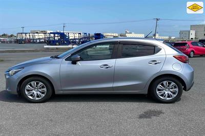 2016 Mazda Demio - Thumbnail
