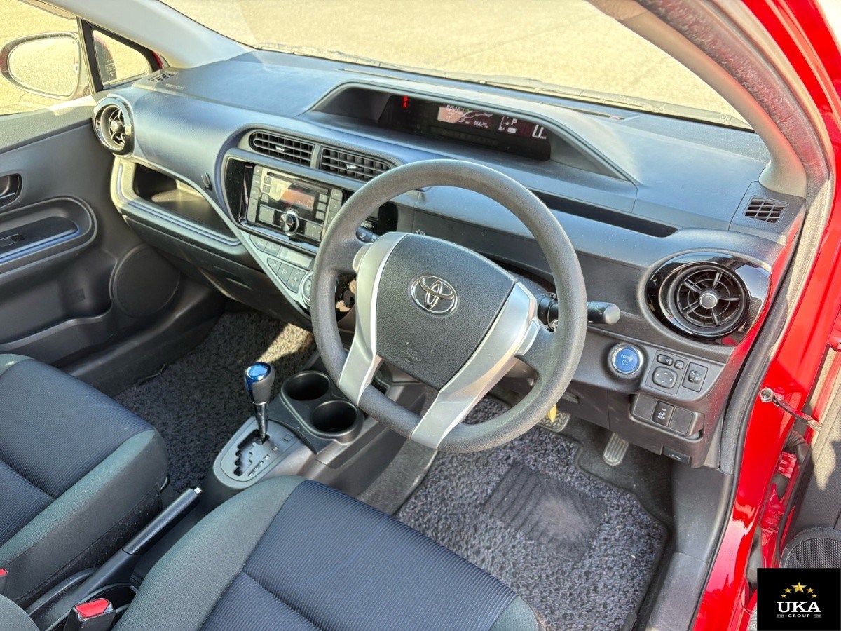 2015 Toyota Aqua