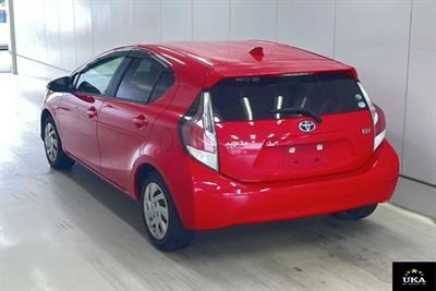 2015 Toyota Aqua - Thumbnail