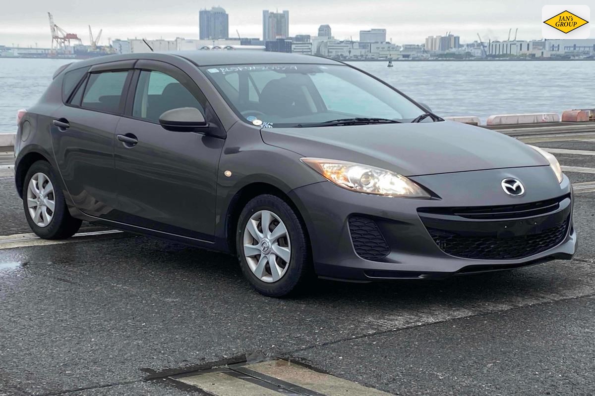 2012 Mazda Axela