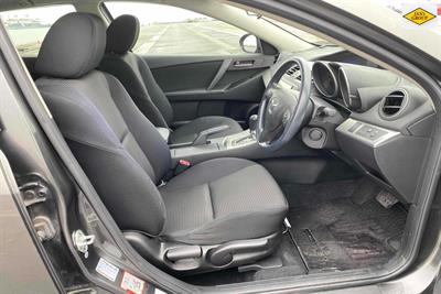 2012 Mazda Axela - Thumbnail
