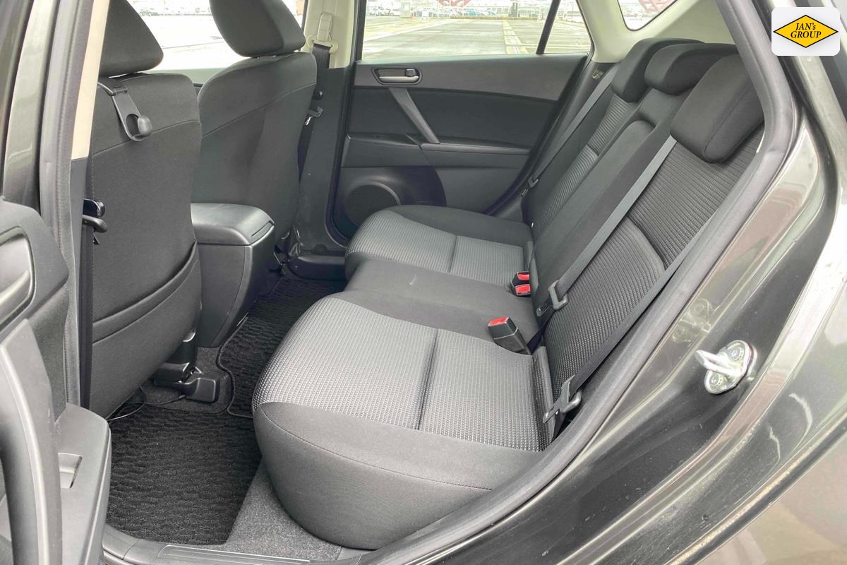2012 Mazda Axela