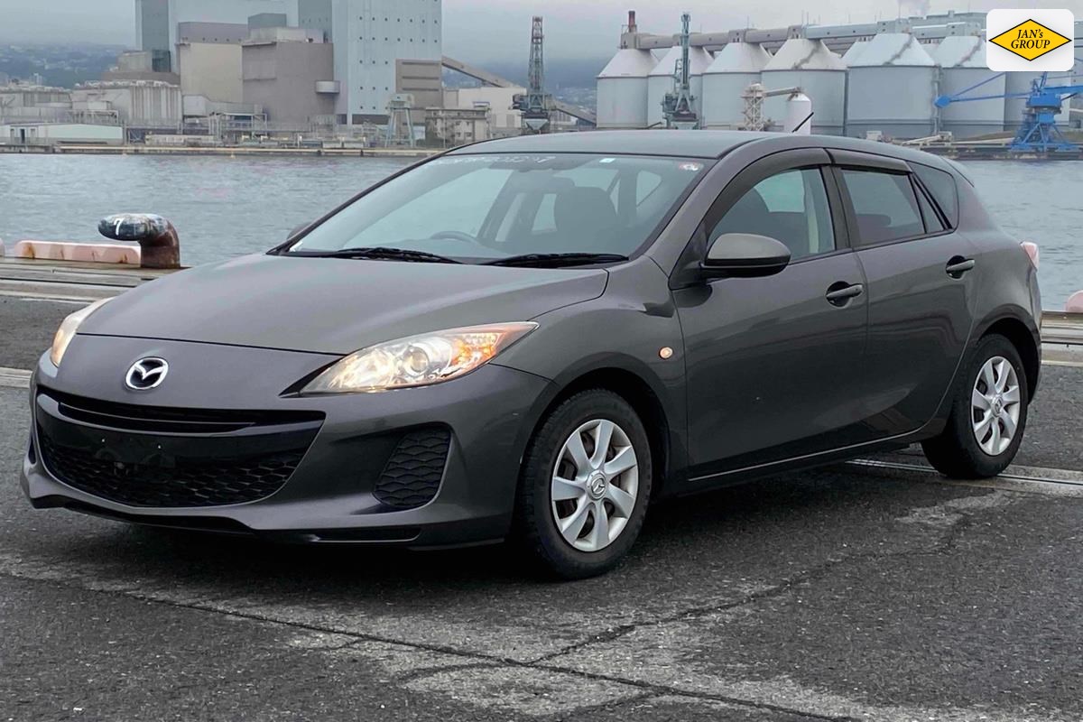 2012 Mazda Axela