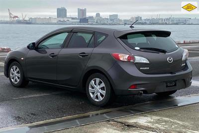 2012 Mazda Axela - Thumbnail