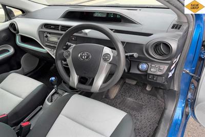 2012 Toyota Aqua - Thumbnail
