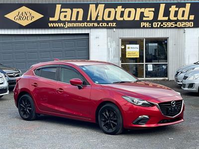 2016 Mazda Axela