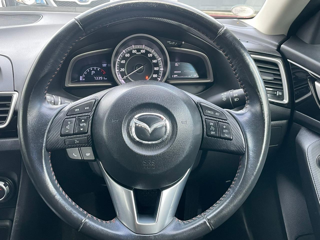 2016 Mazda Axela