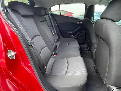 2016 Mazda Axela - Thumbnail