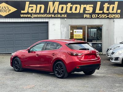 2016 Mazda Axela - Thumbnail