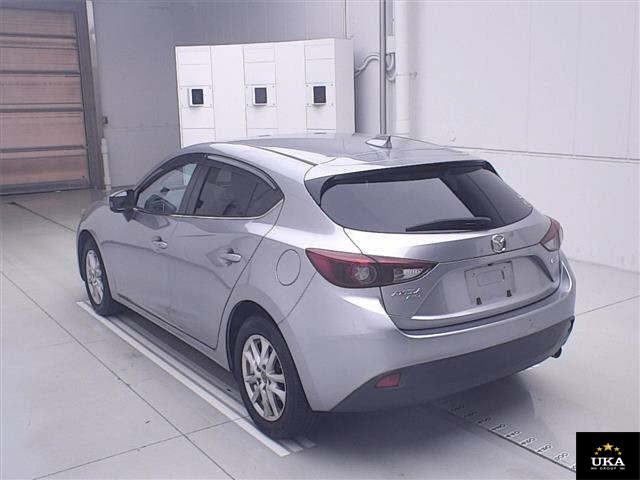2015 Mazda Axela