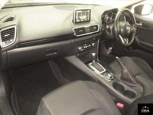 2015 Mazda Axela