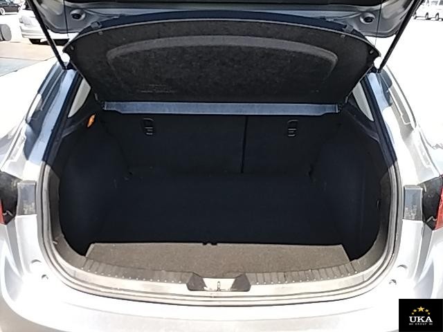 2015 Mazda Axela