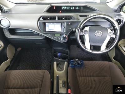 2012 Toyota Aqua - Thumbnail