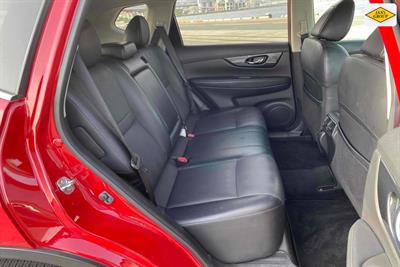 2016 Nissan X-Trail - Thumbnail