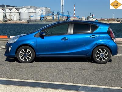 2015 Toyota Aqua - Thumbnail