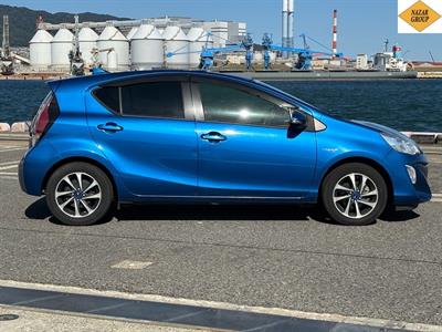 2015 Toyota Aqua - Thumbnail