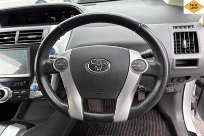 2012 Toyota Prius - Thumbnail