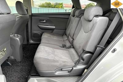 2012 Toyota Prius - Thumbnail