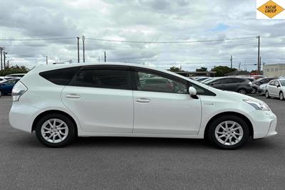 2012 Toyota Prius - Thumbnail