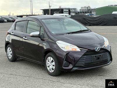2017 Toyota Vitz