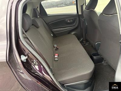 2017 Toyota Vitz - Thumbnail