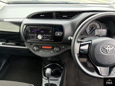 2017 Toyota Vitz - Thumbnail