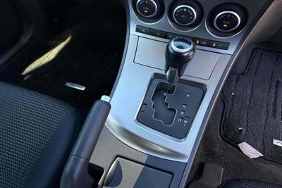 2012 Mazda Axela - Thumbnail