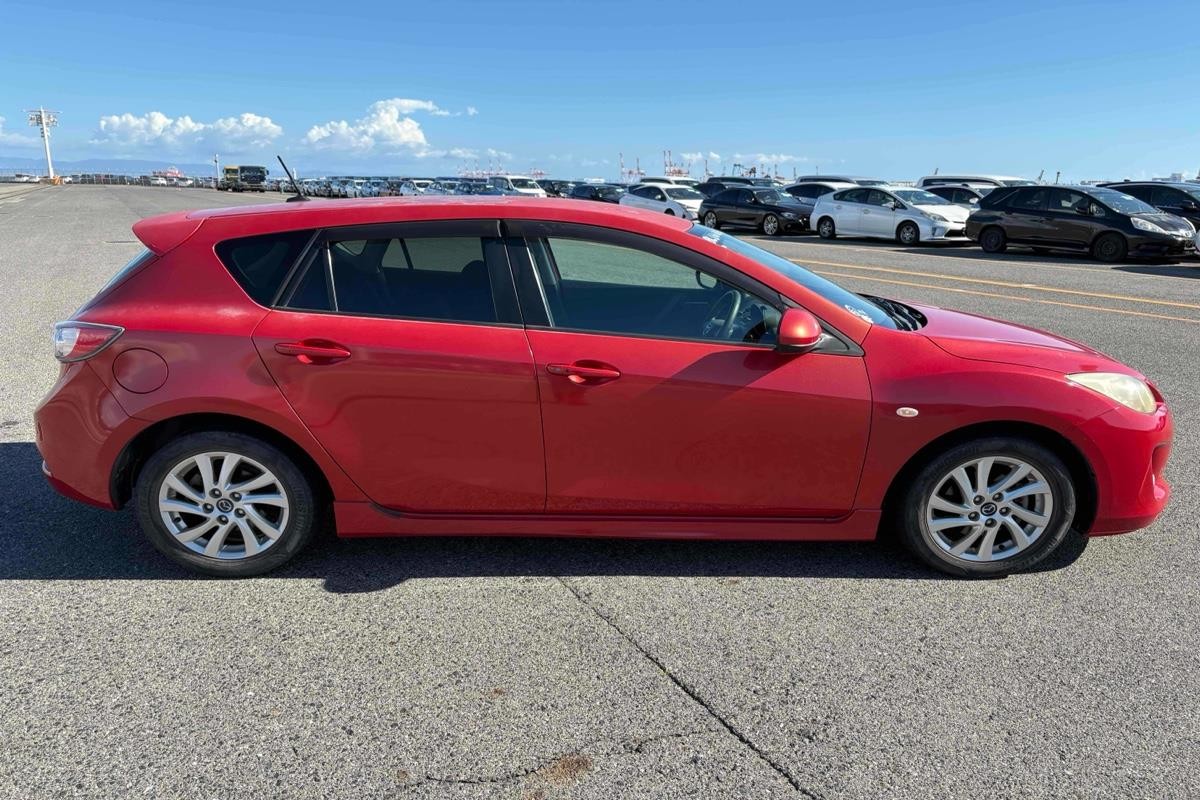 2012 Mazda Axela