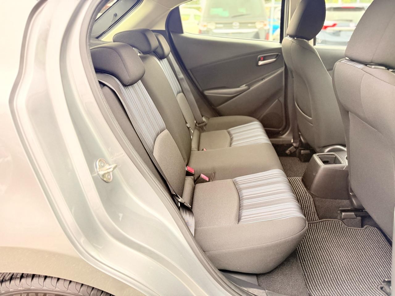 2016 Mazda Demio