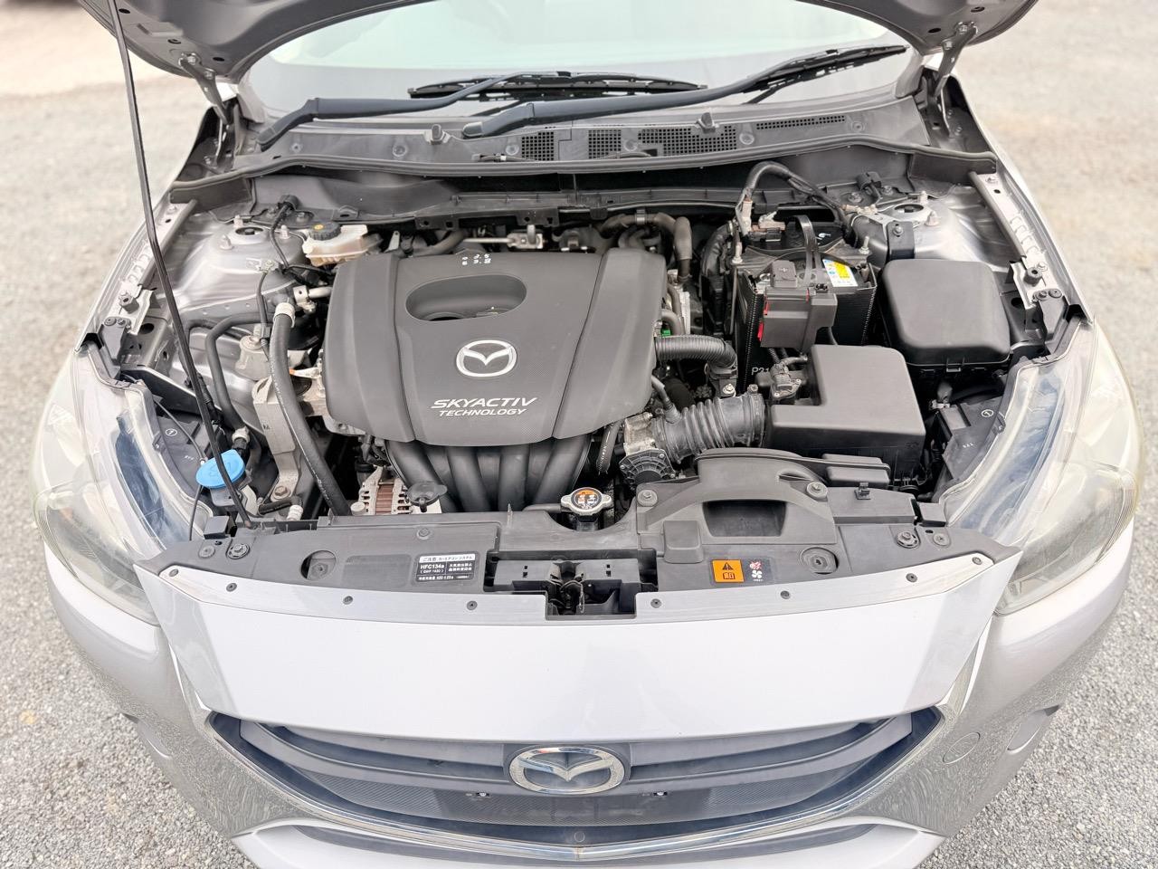 2016 Mazda Demio